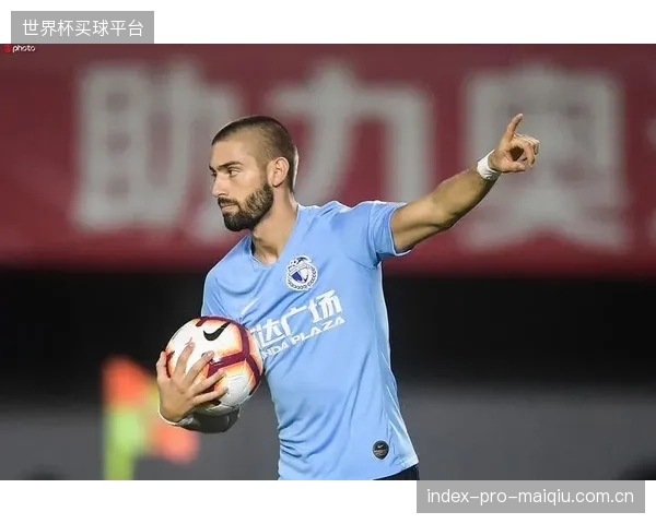 核心球员卡拉斯基利亚的防守凶悍度是一把双刃剑，或带来红牌风险。